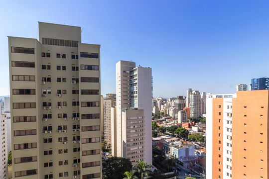 Comprar apartamento em Perdizes com piscina, churrasqueira e varanda gourmet. Três suítes. — Cobertura