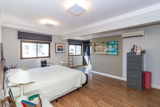 Comprar apartamento em Perdizes com piscina, churrasqueira e varanda gourmet. Três suítes. — Suíte 1