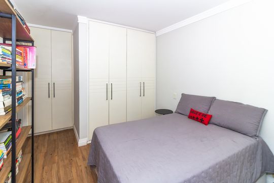 Comprar apartamento em Perdizes com piscina, churrasqueira e varanda gourmet. Três suítes. — Suíte 2