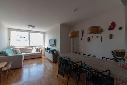 Apartamento à venda, com 98 m², 3 quartos e 1 vaga — Sala