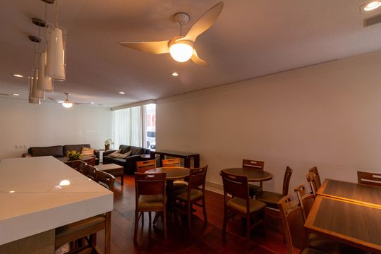 Apartamento à venda, com 98 m², 3 quartos e 1 vaga — Área comum - Salão de festas