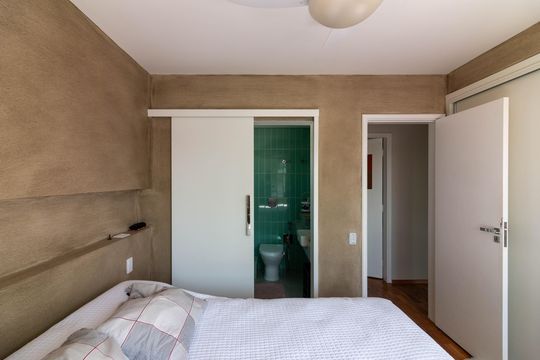 Apartamento à venda, com 98 m², 3 quartos e 1 vaga — Suíte 1