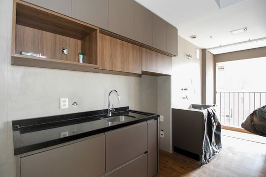 Compra apartamento com 3 quartos e churrasqueira no condomínio. — Cozinha e Área de Serviço