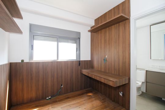 Compra apartamento com 3 quartos e churrasqueira no condomínio. — Suíte 2