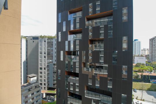 Compra apartamento com 3 quartos e churrasqueira no condomínio. — Vista da Suíte 3