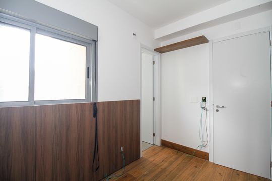 Compra apartamento com 3 quartos e churrasqueira no condomínio. — Suíte 3