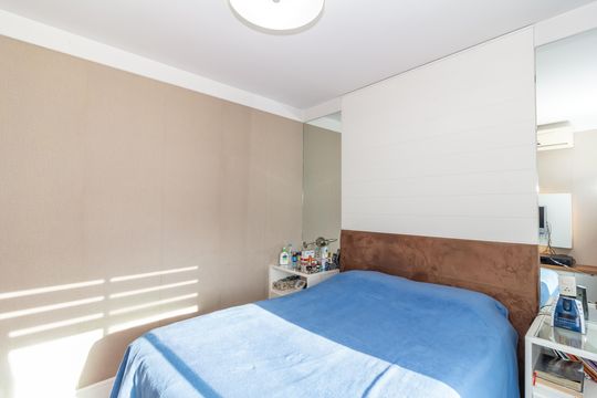 Comprar apartamento em Perdizes com 3 quartos e varanda. — Suíte 1