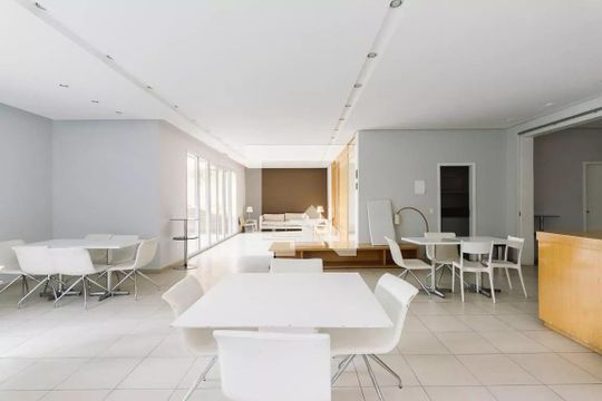 Comprar apartamento em Perdizes com 3 quartos e varanda. — Área comum