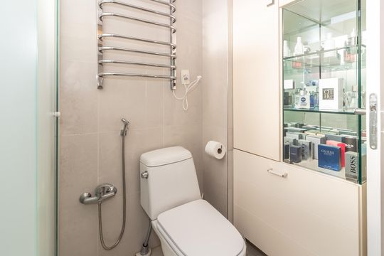 Comprar apartamento em Perdizes com 3 quartos e varanda. — Banheiro da Suíte 1