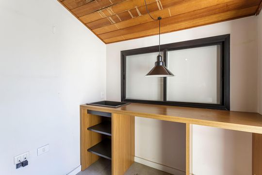 Comprar apartamento com 3 quartos, 1 suíte, garden, academia, churrasqueira e piscina no condomínio. — Piscina