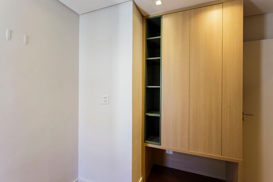 Comprar apartamento com 3 quartos, 1 suíte, garden, academia, churrasqueira e piscina no condomínio. — Quarto 2
