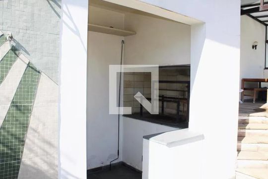 Apartamento em Perdizes com 4 quartos, varanda e mobiliado. Excelente compra! — Área comum