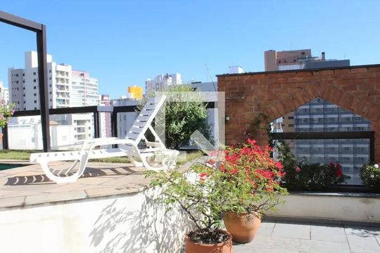 Apartamento em Perdizes com 4 quartos, varanda e mobiliado. Excelente compra! — Área comum