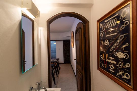 Casa no Brooklin, 3 quartos, 2 suítes, churrasqueira no condomínio, para comprar. — Lavabo 2