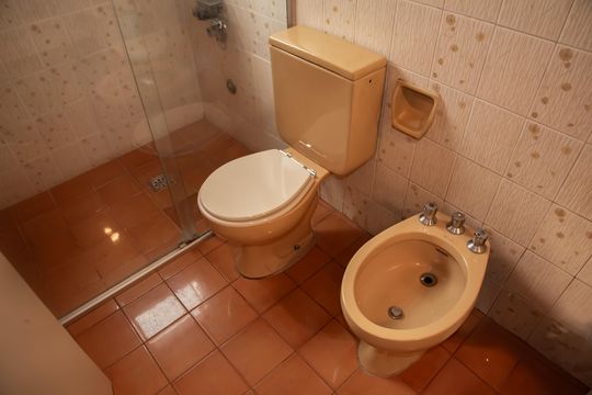 Apartamento com 4 quartos, varanda e academia na Vila Clementino, perfeito para comprar. — Banheiro da Suíte 1