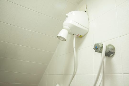 Apartamento com 4 quartos, varanda e academia na Vila Clementino, perfeito para comprar. — Banheiro de Serviço
