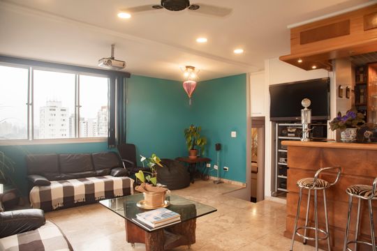 Apartamento com 4 quartos, varanda e academia na Vila Clementino, perfeito para comprar. — Sala 2
