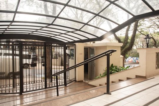 Apartamento com 4 quartos, varanda e academia na Vila Clementino, perfeito para comprar. — Hall de entrada