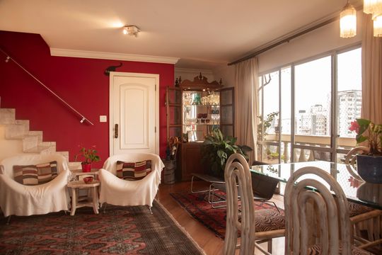 Apartamento com 4 quartos, varanda e academia na Vila Clementino, perfeito para comprar. — Sala 1