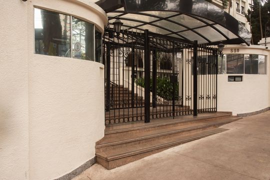 Apartamento com 4 quartos, varanda e academia na Vila Clementino, perfeito para comprar. — Fachada