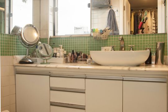 Apartamento com 4 quartos, varanda e academia na Vila Clementino, perfeito para comprar. — Banheiro da Suíte 2