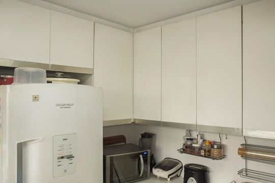 Apartamento com 4 quartos, varanda e academia na Vila Clementino, perfeito para comprar. — Cozinha