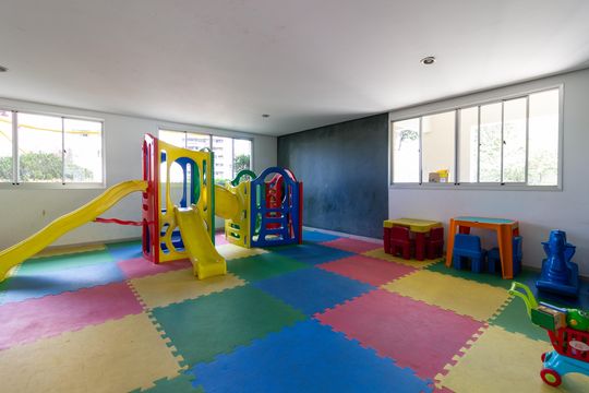 Comprar apartamento com 3 quartos e academia no condomínio. — Área comum - Brinquedoteca
