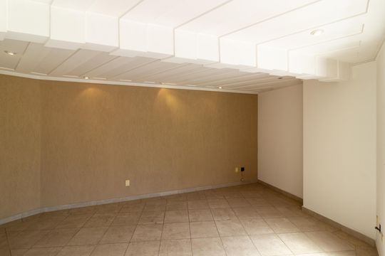 Comprar apartamento com 3 quartos e academia no condomínio. — Terraço
