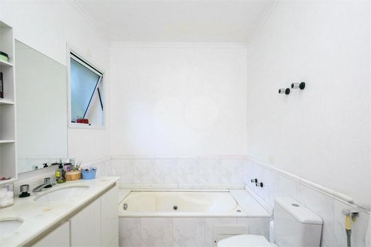 Venda de casa mobiliada no Campo Belo, com 4 quartos. — foto 23