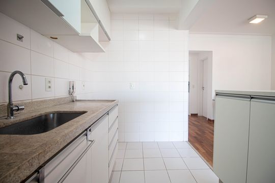 Apartamento com 1 quarto para alugar na Cidade Monções. — Cozinha