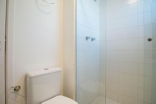 Apartamento com 1 quarto para alugar na Cidade Monções. — Banheiro da Suíte 2