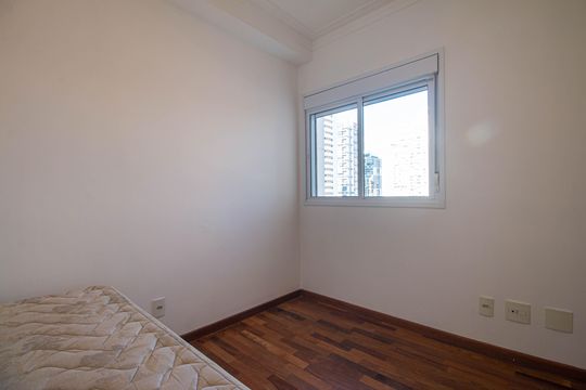 Apartamento com 1 quarto para alugar na Cidade Monções. — Suíte