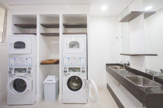 Apartamento com 1 quarto para alugar na Cidade Monções. — Área comum