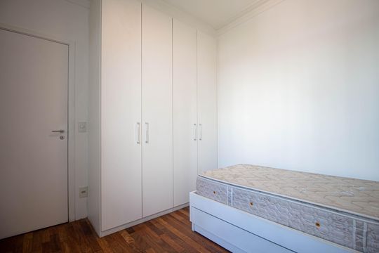 Apartamento com 1 quarto para alugar na Cidade Monções. — Suíte