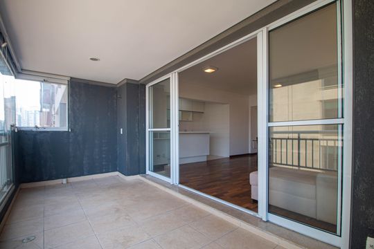Apartamento com 1 quarto para alugar na Cidade Monções. — Varanda