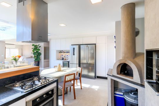 Comprar apartamento no Brooklin Novo com 3 quartos, mobiliado e ideal para quem tem animais de estimação. — Espaço Gourmet/Piscina