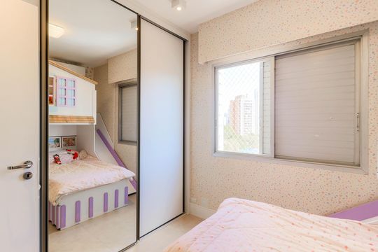 Comprar apartamento no Brooklin Novo com 3 quartos, mobiliado e ideal para quem tem animais de estimação. — Quarto 1