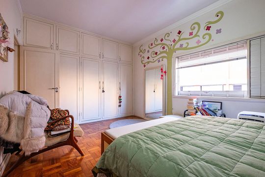 Apartamento com 3 quartos, 1 suíte, ideal para comprar. — Quarto 2