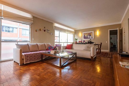 Apartamento com 3 quartos, 1 suíte, ideal para comprar. — Sala
