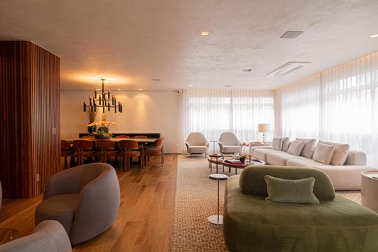 Apartamento na Bela Vista com 4 quartos e closet. Ideal para quem busca venda em localização privilegiada. — Sala
