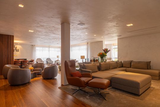 Apartamento na Bela Vista com 4 quartos e closet. Ideal para quem busca venda em localização privilegiada. — Sala