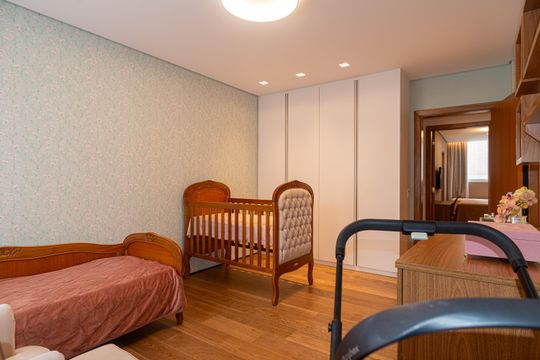 Apartamento na Bela Vista com 4 quartos e closet. Ideal para quem busca venda em localização privilegiada. — Suíte 3