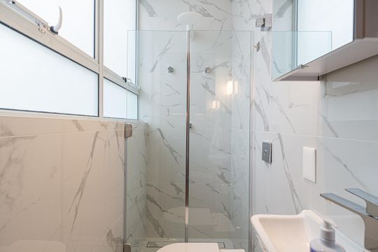 Apartamento na Bela Vista com 4 quartos e closet. Ideal para quem busca venda em localização privilegiada. — Banheiro