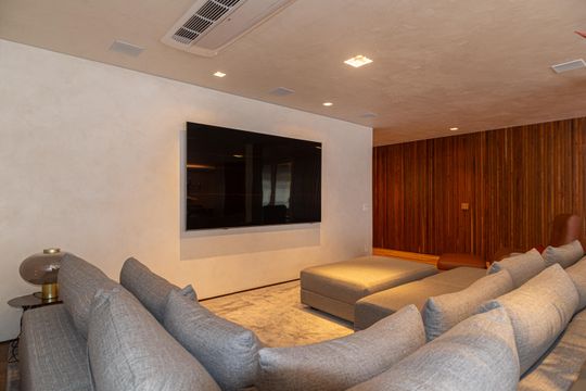Apartamento na Bela Vista com 4 quartos e closet. Ideal para quem busca venda em localização privilegiada. — Sala