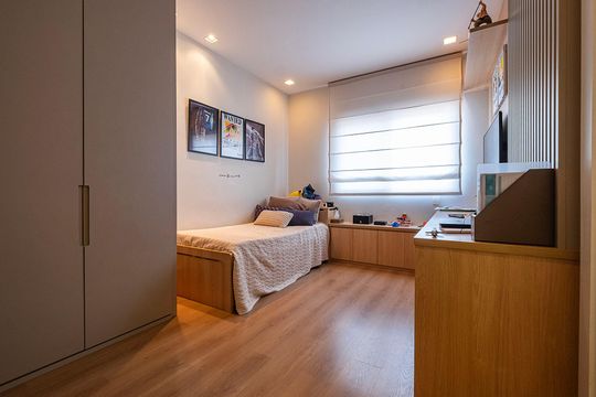 Compra apartamento em Alto de Pinheiros com 7 quartos, 5 suítes e varanda gourmet. — Suíte 3