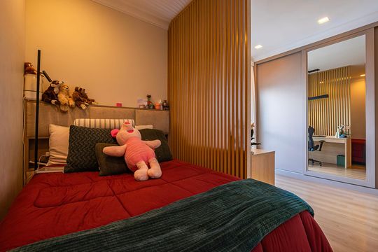 Compra apartamento em Alto de Pinheiros com 7 quartos, 5 suítes e varanda gourmet. — Suíte 2