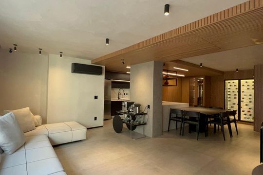 Venda de apartamento mobiliado em Cerqueira César com 3 quartos, 2 suítes e churrasqueira. — Sala de TV