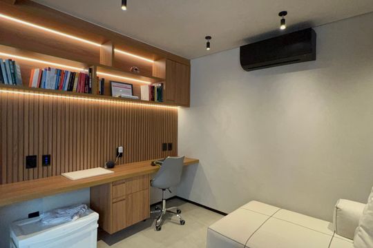 Venda de apartamento mobiliado em Cerqueira César com 3 quartos, 2 suítes e churrasqueira. — Quarto