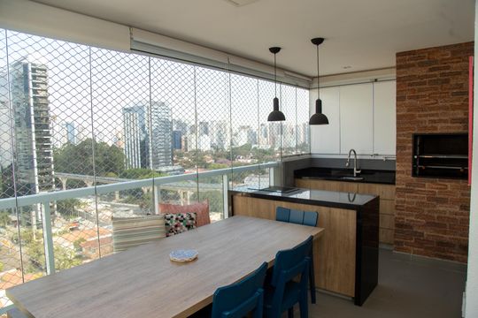 Apartamento para comprar: 3 quartos, closet, academia, mobiliado. — Varanda gourmet
