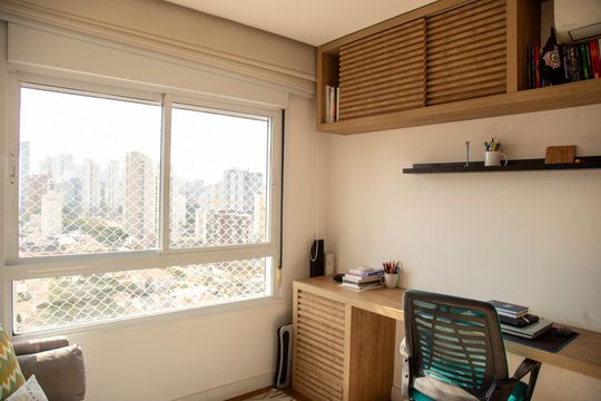 Apartamento para comprar: 3 quartos, closet, academia, mobiliado. — Escritório